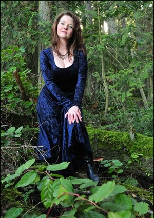 18 year old girl loses her virginity wearing knee socks in the bathroom